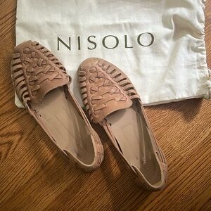Nisolo flats